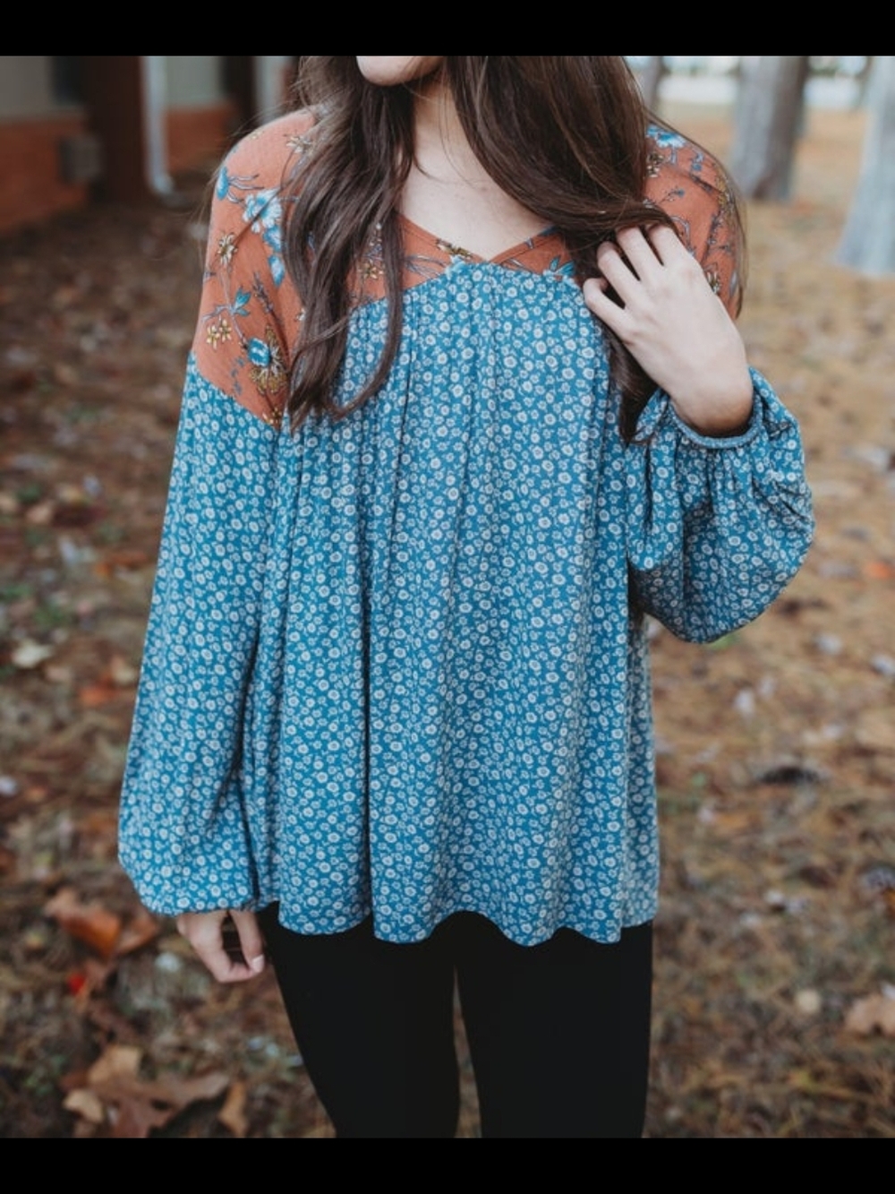White Birch Mixed Floral Boho Long Sleeve Top Large